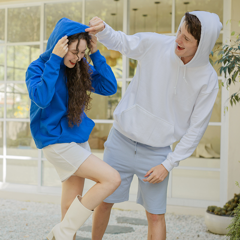 Unisex Blank Gildan Heavy Blend Adult Hooded Sweatshirt 88500