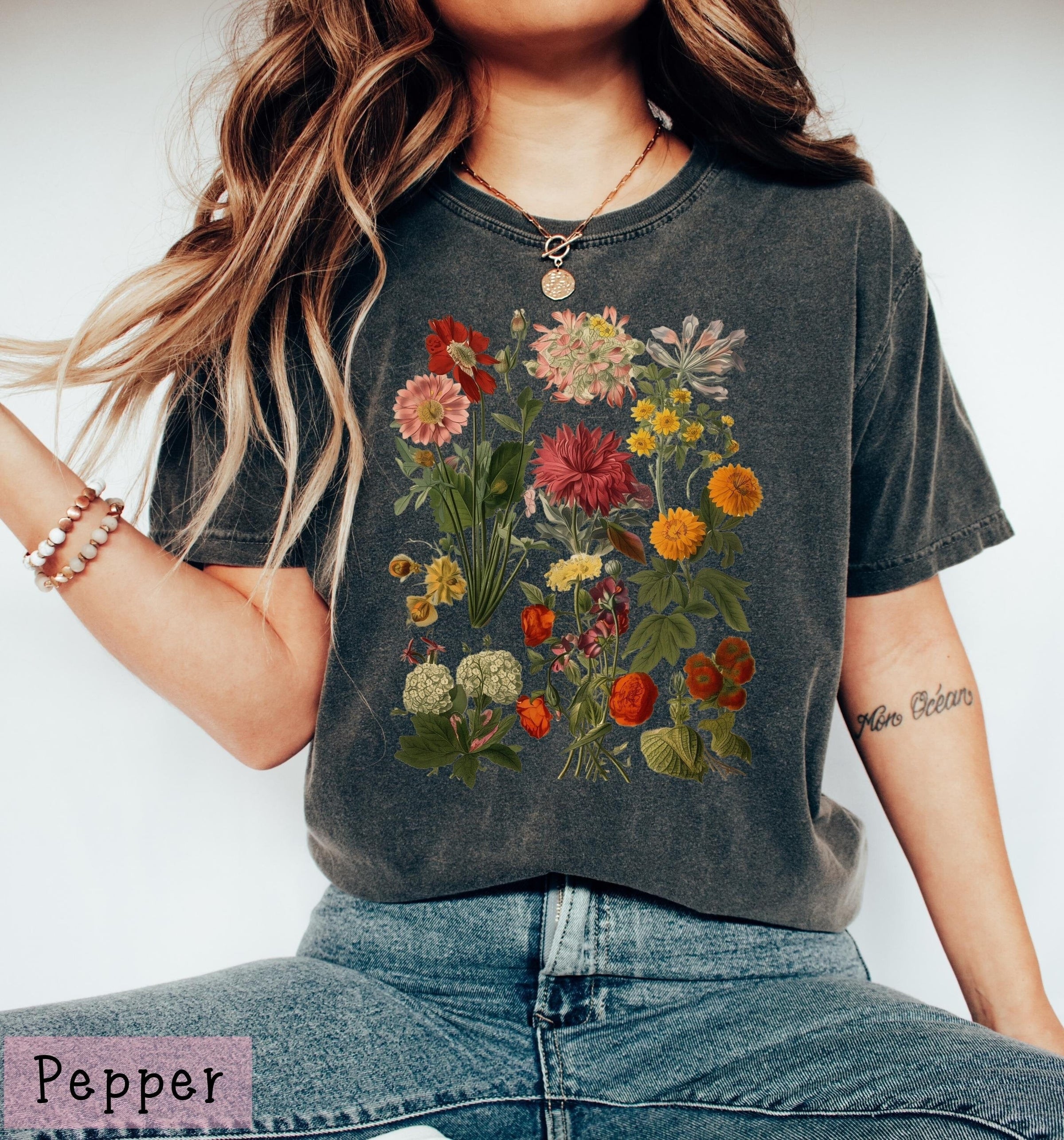 Vintage Botanical Flowers, Comfort Colors® 1717, Oversized Tee